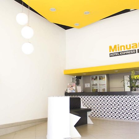 Minuano Hotel Express Prox Orla Lago Guaiba, Mercado Publico, 300 M Rodoviaria Porto Alegre Exterior photo